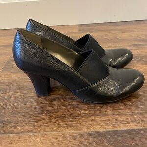 Cute Naturalizer heels